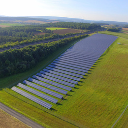 Referenzen bei Photovoltaikanlagen Stenger GmbH in Wiesthal